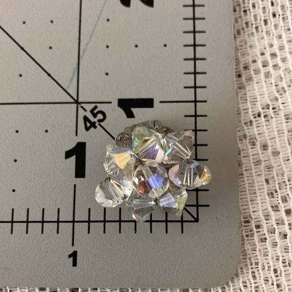 Vintage Aurora Borealis Glass Bead Clip on Earrings. Excellent Condition - Picture 5 of 5